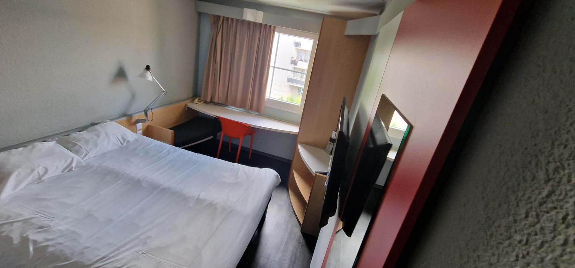 Hotel Ibis Strasbourg Aeroport Le Zenith 3*